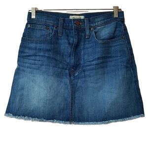 Madewell Jean Skirt W/ Raw Hem Size 27